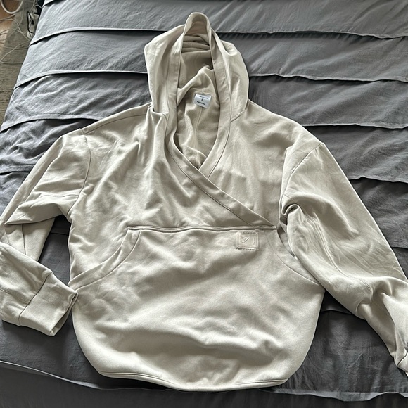 Gymshark crop back hoodie - Picture 1 of 4